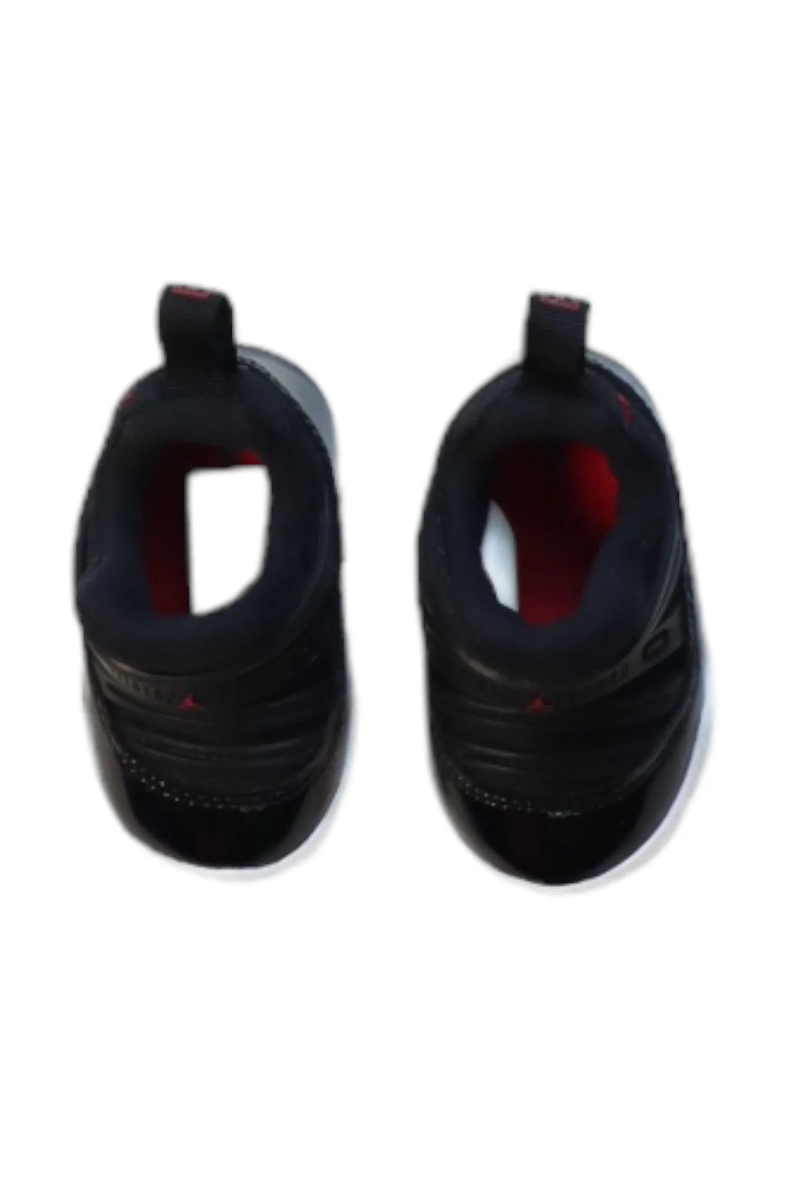 Air Jordan Slip Ons 3-6M (EU17)