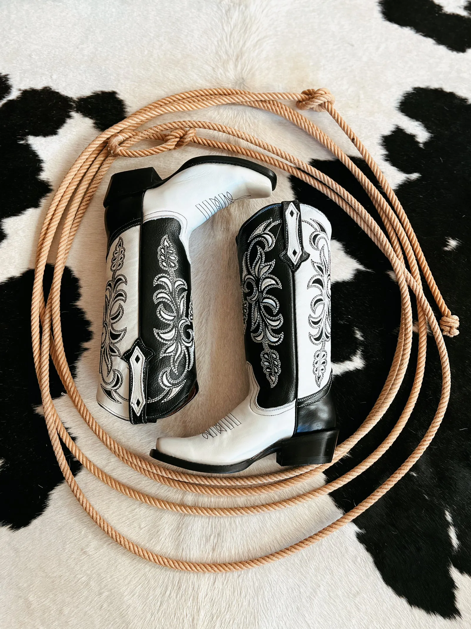 Women's Black and White Retro Boots